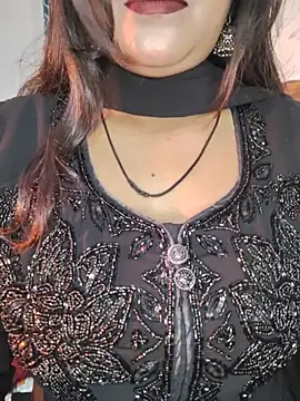 Muskan4156 online show from July 26, 6:43 am