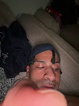 Chrisd3195 online show from March 18, 7:22 am