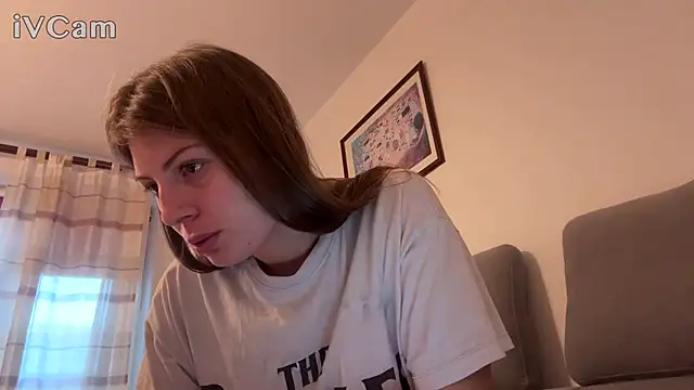 Snapshot of Devil_Maiden chatting on December 5, 8:34 am Devil Maiden online show from December 5, 8:34 am