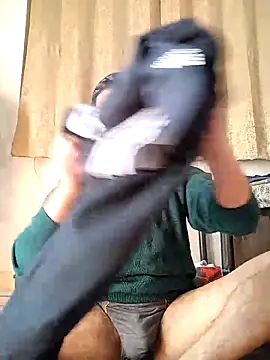 samnick4321 online show from November 28, 4:37 am