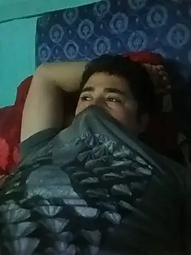 Snapshot of Elperritobb chatting on July 1, 8:52 pm Elperritobb online show from July 1, 8:52 pm