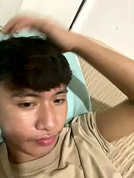 asiantwink0000 online show from December 17, 7:20 pm