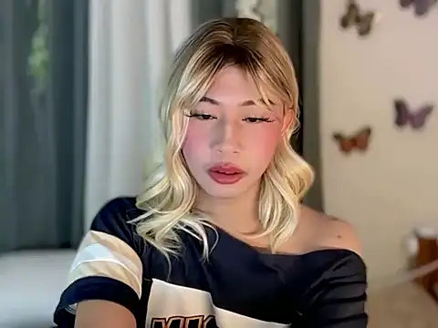 asiantwink0000 online show from July 12, 8:44 pm