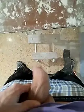 nofaceloverss online show from November 28, 2:31 pm