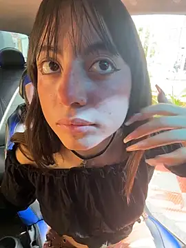 Mia fiire online show from December 16, 7:08 pm