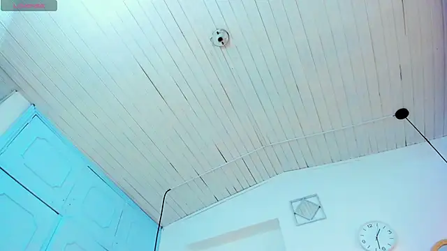 Snapshot of Hot_Darliing chatting on January 5, 6:33 pm Hot Darliing online show from January 5, 6:33 pm