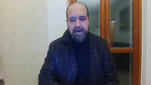 Snapshot of AMIRDIB2025 chatting on February 21, 11:28 pm AMIRDIB2025 online show from February 21, 11:28 pm