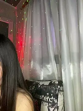 Snapshot of MonikaSi chatting on April 19, 4:28 pm MonikaSi online show from April 19, 4:28 pm