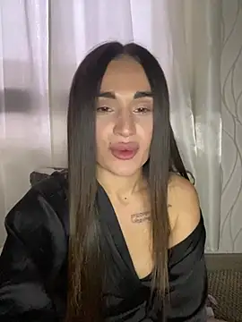 Snapshot of MonikaSi chatting on April 25, 1:52 pm MonikaSi online show from April 25, 1:52 pm