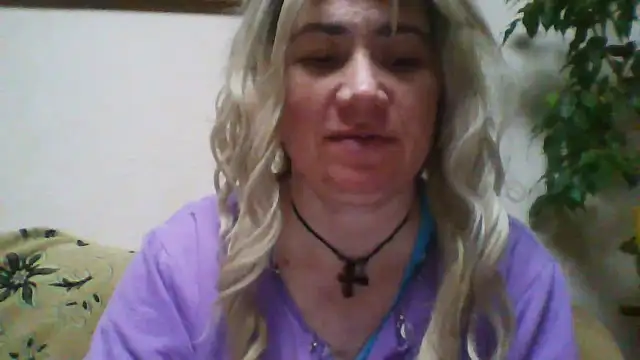 Snapshot of ClaireShannon chatting on January 14, 8:36 pm ClaireShannon online show from January 14, 8:36 pm