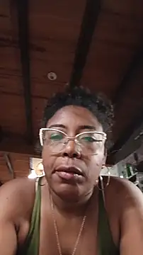 Snapshot of ChanneldelaCroix chatting on February 25, 11:42 am ChanneldelaCroix online show from February 25, 11:42 am