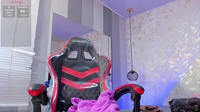 Brizza H033 online show from December 18, 8:48 pm