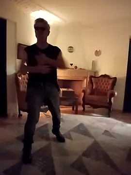 Snapshot of CasalGarcia69 chatting on November 29, 4:48 am CasalGarcia69 online show from November 29, 4:48 am