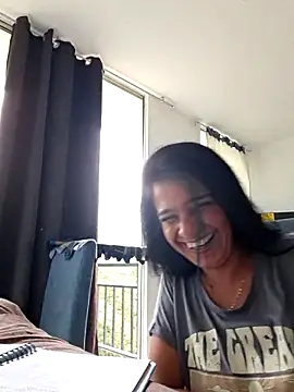 Snapshot of sweetCatallina chatting on March 9, 1:59 pm sweetCatallina online show from March 9, 1:59 pm