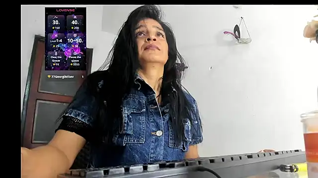 Snapshot of sweetCatallina chatting on July 9, 10:14 pm sweetCatallina online show from July 9, 10:14 pm
