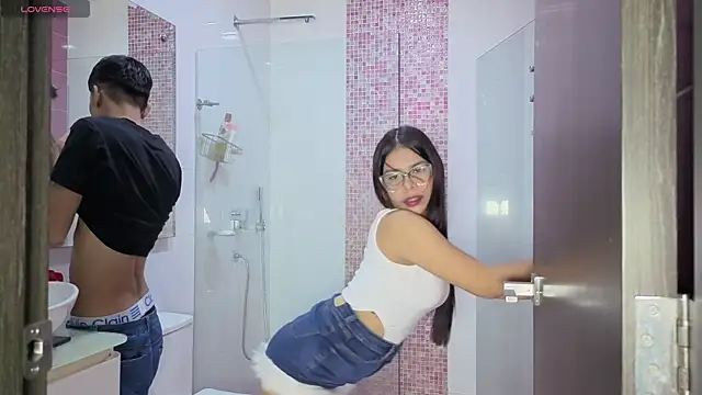 Katrina hot1 online show from December 15, 12:59 am