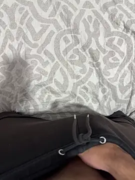 Davisuarez online show from December 20, 5:09 pm