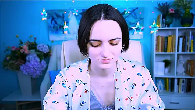 KateWillows online show from February 4, 4:07 am