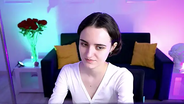 KateWillows online show from March 19, 4:16 am