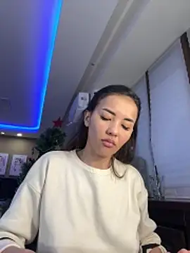 cordeliawow online show from December 16, 5:01 am