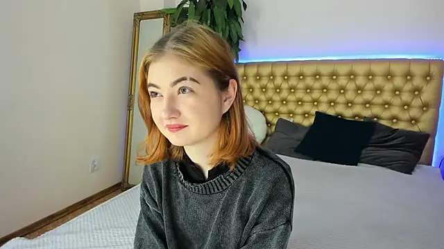 KristineGloww online show from December 1, 7:46 am