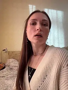 ZaraHill online show from December 1, 3:55 am