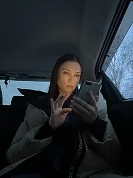 ZaraHill online show from January 10, 2:46 am