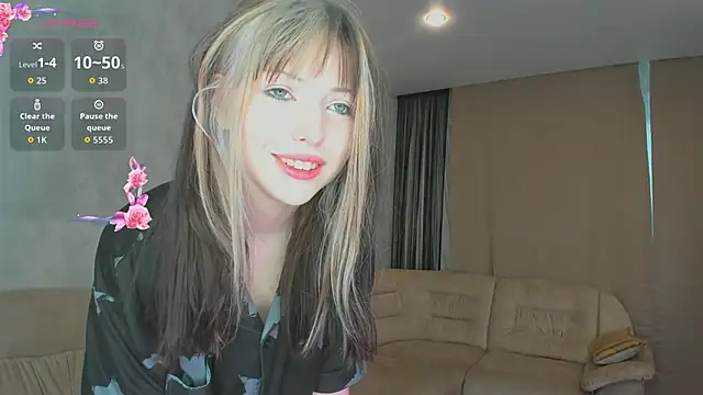 Snapshot of JaneMolane chatting on June 19, 2:21 pm JaneMolane online show from June 19, 2:21 pm