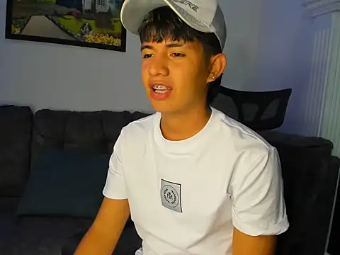 Mikke18 online show from December 1, 11:21 pm