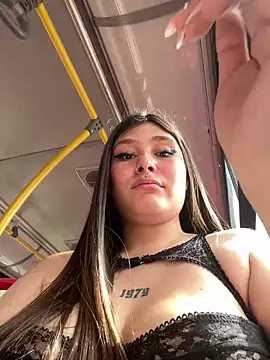 AngieG02  online show from December 1, 7:08 pm