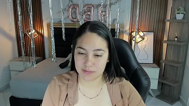 VIOLETTA ROSS1 online show from January 10, 12:29 pm