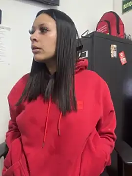 CRISTAL VIOLETA online show from December 17, 12:44 pm