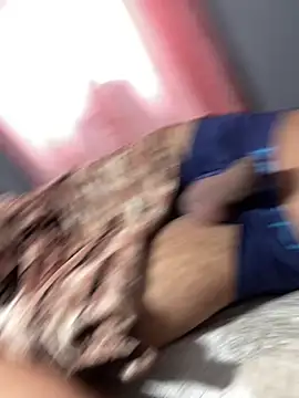 larysinha online show from April 12, 12:32 pm