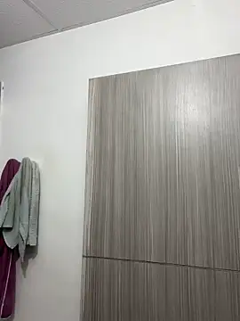 laia williamss online show from December 17, 12:44 pm