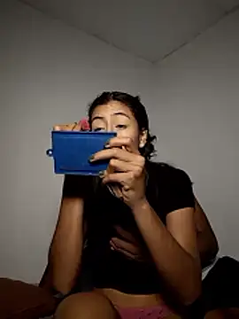 laia williamss online show from January 11, 12:15 am