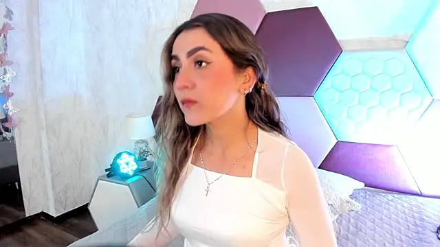 AriaRous online show from January 10, 3:47 pm