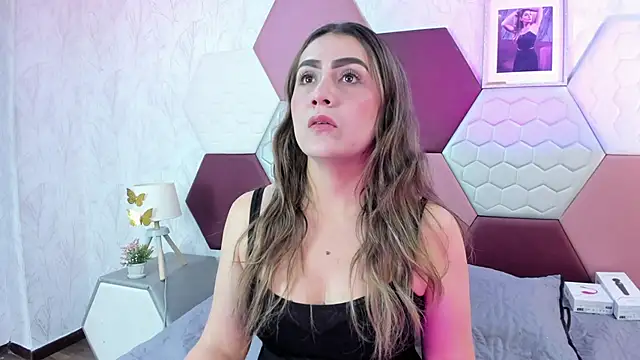 AriaRous online show from March 20, 3:28 pm