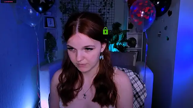 Snapshot of mikameovv chatting on June 17, 11:38 pm mikameovv online show from June 17, 11:38 pm