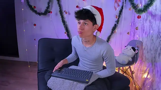 Jake beach  online show from December 20, 1:45 am