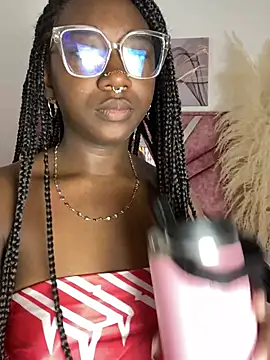 ZahhyGrey online show from April 12, 9:20 pm