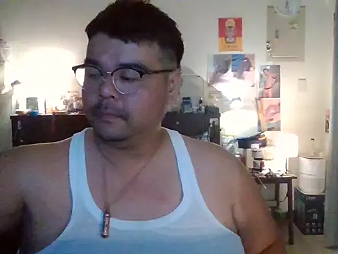 Snapshot of ilove90123 chatting on May 29, 10:30 pm ilove90123 online show from May 29, 10:30 pm