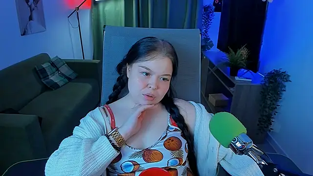 MartishaAddams online show from January 8, 7:10 am