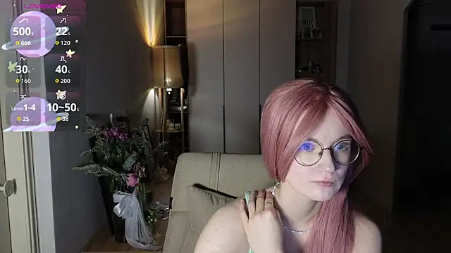 Snapshot of Kitty_smalltits chatting on January 19, 4:16 am Kitty smalltits online show from January 19, 4:16 am