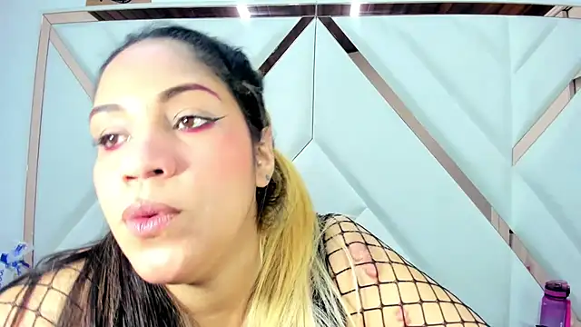 Faehlis   online show from March 2, 4:58 am