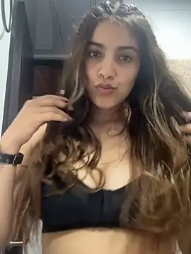 Julieta-8 online show from May 14, 1:01 am