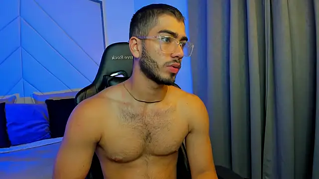 Franco banderas online show from December 2, 12:21 pm