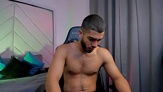 Franco banderas online show from January 17, 1:05 pm