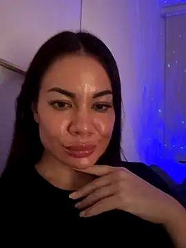 Snapshot of AsianDreamx chatting on December 1, 7:30 pm AsianDreamx online show from December 1, 7:30 pm