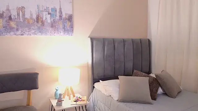 Megaan    online show from February 20, 12:05 pm