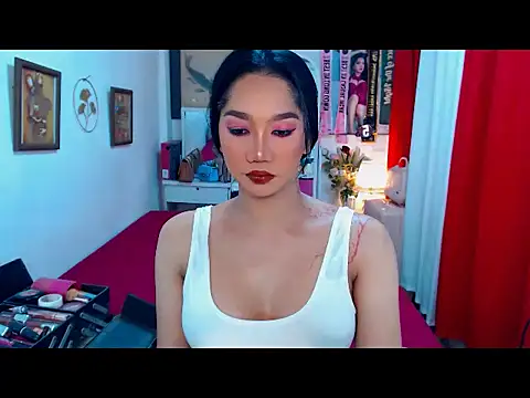 UrScreenGoddess online show from December 20, 10:28 pm